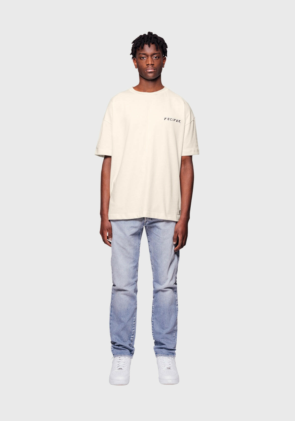 DCDR BASIC CREAM T-SHIRT.
