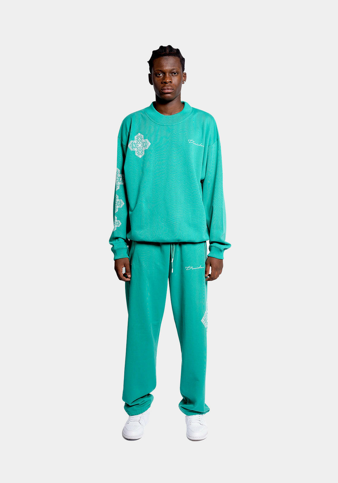 DCDR EMERALD GREEN CREWNECK.
