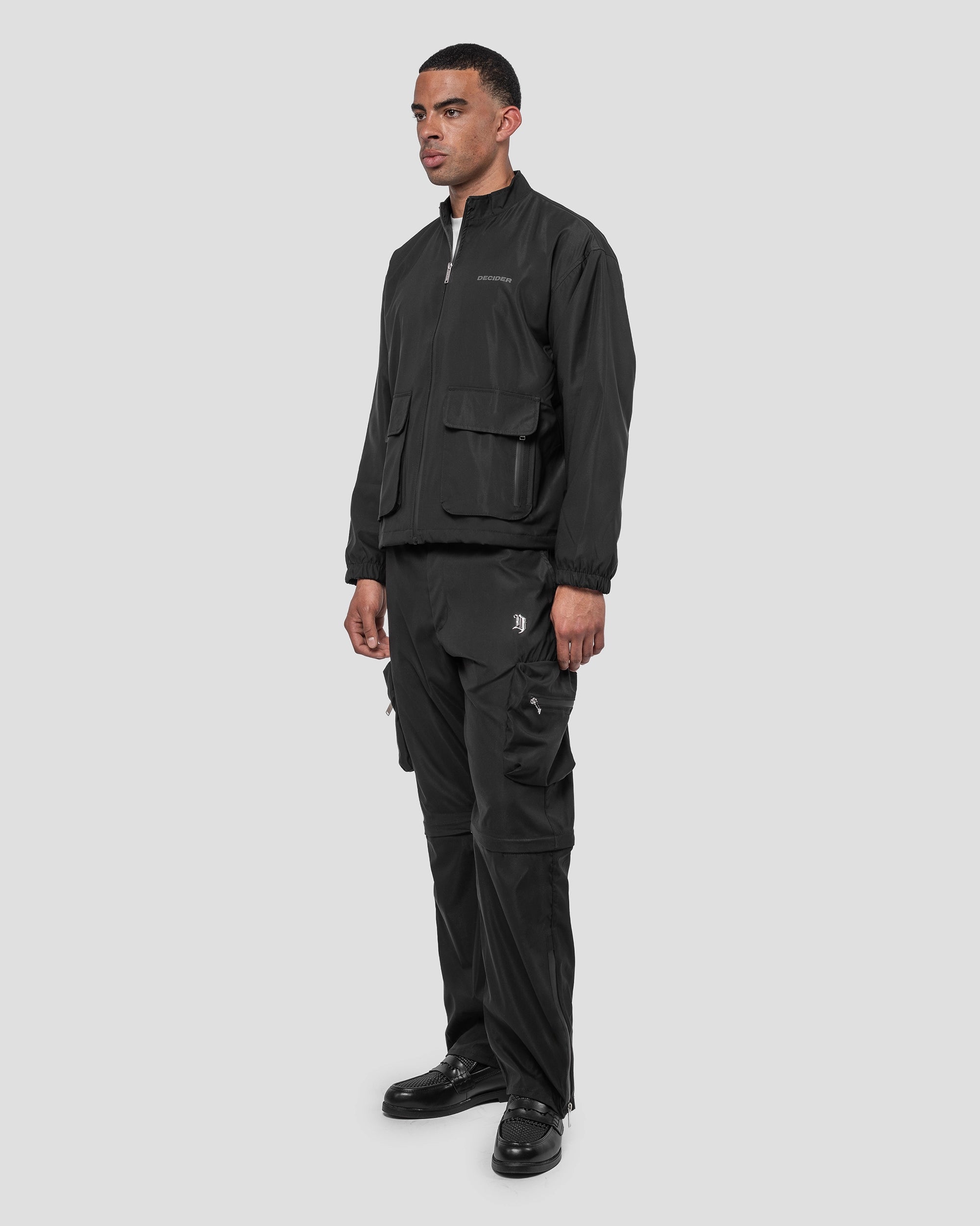 Technische Jacke mit Kreuzprint Schwarz