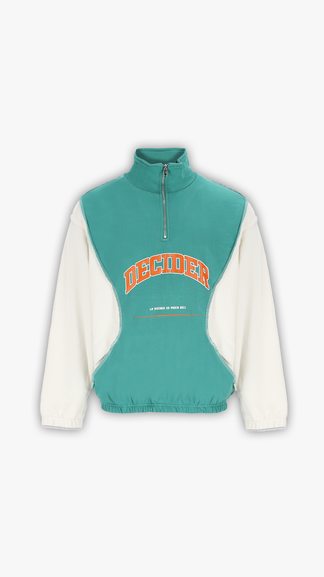 Decider Half Zip Sweatshirt mit hohem Kragen in grün und cremeweißen Ärmeln, orangenes Logo als Frontprint.
